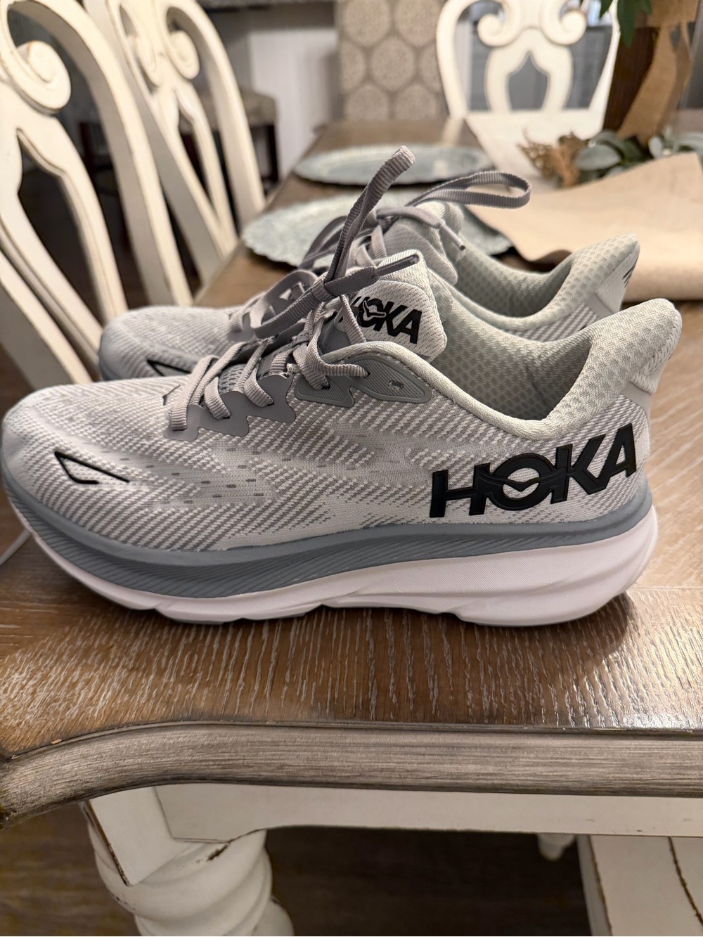 Hoka Men's Light Grey/White Athletic Running Shoes